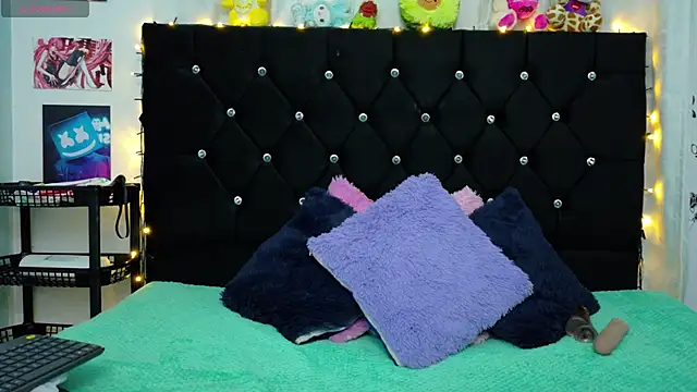 Snapshot of lizz_bela1 chatting on 09.27.25 lizz bela1 online show from 09.27.25