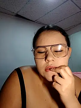 AresAndGabby online show from 11.06.25