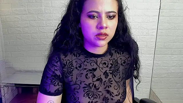 Dafne Cleo online show from 09.19.25