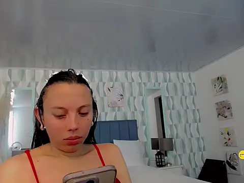 Perla vonrose online show from 09.23.25