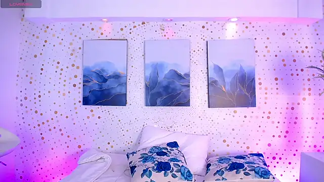 Emily Vaughan online show from 11.25.25