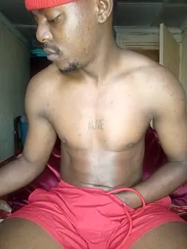 Snapshot of Hluga_25 chatting on 02.17.26 Hluga 25 online show from 02.17.26