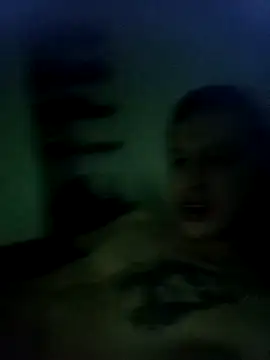 Snapshot of DebutingPathway chatting on 10.04.25 DebutingPathway online show from 10.04.25