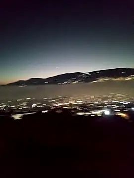 Snapshot of DebutingPathway chatting on 10.24.25 DebutingPathway online show from 10.24.25