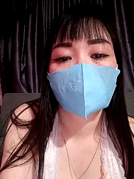 Snapshot of ChunkyLy chatting on 09.19.25 ChunkyLy online show from 09.19.25