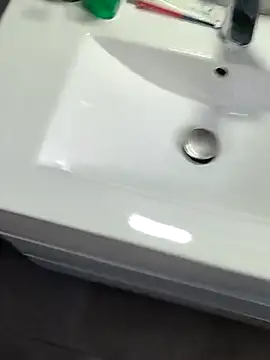 Yazaza1999 online show from 10.17.25