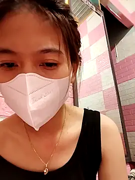 Snapshot of Zinzin9x chatting on 10.16.25 Zinzin9x online show from 10.16.25