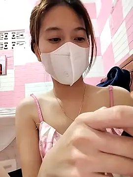 Snapshot of Zinzin9x chatting on 11.01.25 Zinzin9x online show from 11.01.25