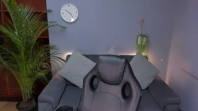IsabelaRoose online show from 09.23.25