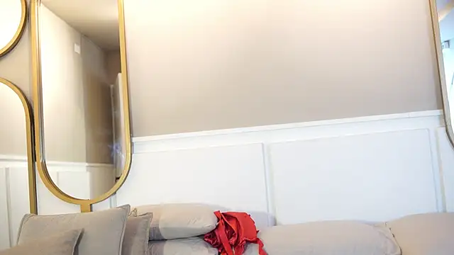 Tayler Kim online show from 10.07.25