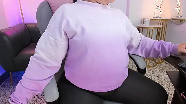 Miss Francheska online show from 11.22.25