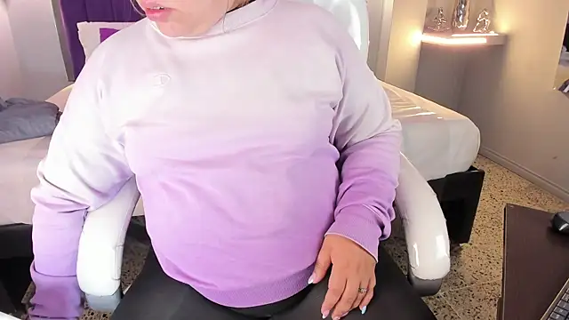 Miss Francheska online show from 03.12.26