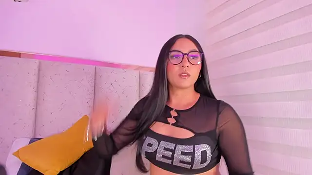 Snapshot of shanty_cole chatting on 10.24.25 shanty cole online show from 10.24.25