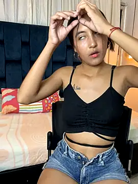 luna star23 online show from 09.20.25