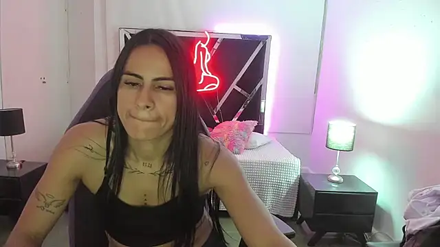 charlotthe ee online show from 10.23.25