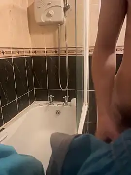 Snapshot of PayForThePaddy chatting on 10.29.25 PayForThePaddy online show from 10.29.25