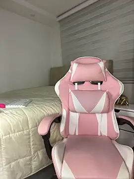 Nicolblossom1 online show from 10.25.25