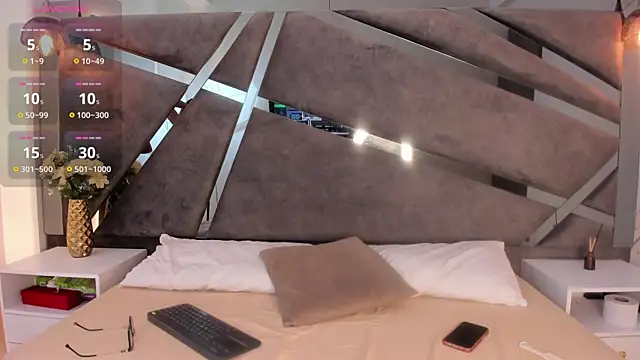 miia reeves  online show from 11.05.25