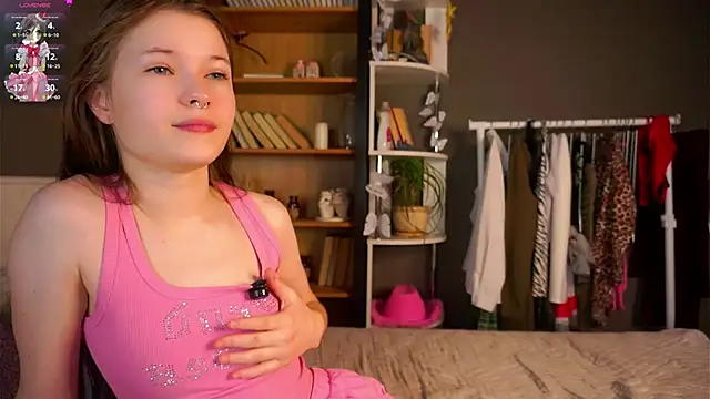 LynHillaire online show from 12.05.25