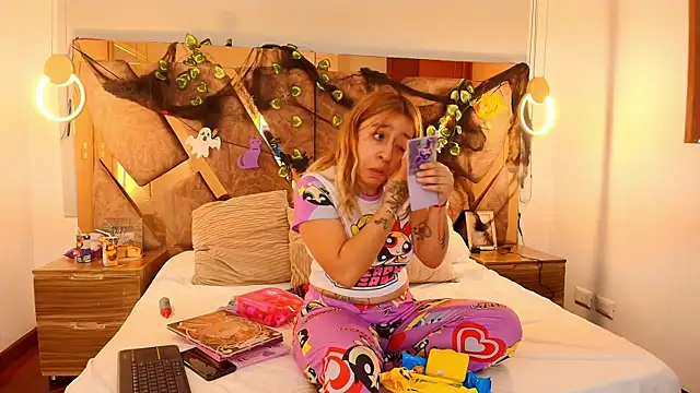 genessis  david online show from 10.12.25