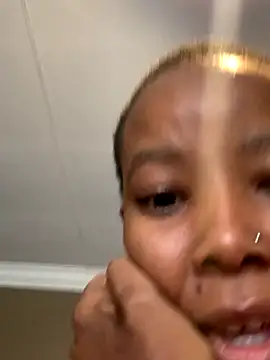 Pretty Beauty online show from 11.18.25