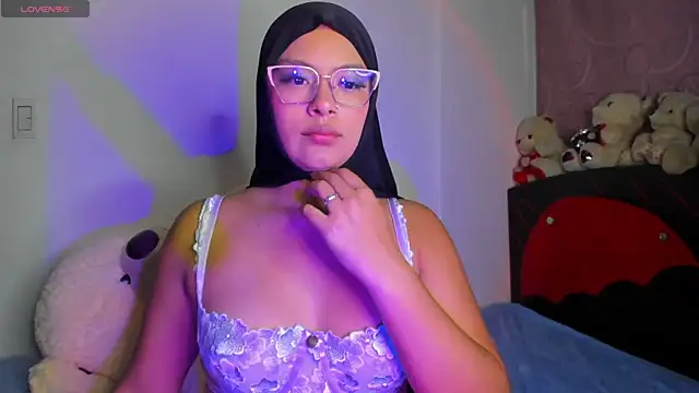 Burcu yaran online show from 09.11.25