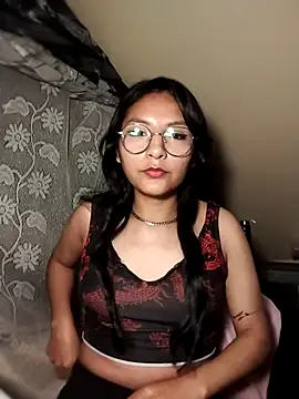 Snapshot of Regina_Shine chatting on 09.09.25 Regina Shine online show from 09.09.25