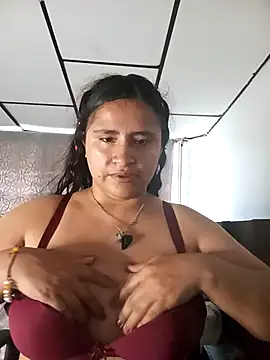SaraDirty- online show from 09.27.25