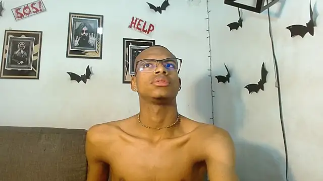 criss zuri online show from 10.30.25