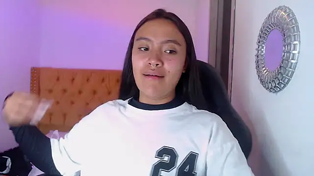  SharonFox online show from 09.15.25