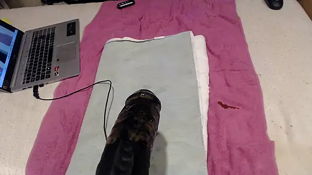 BiglovelyXXL online show from 11.19.25