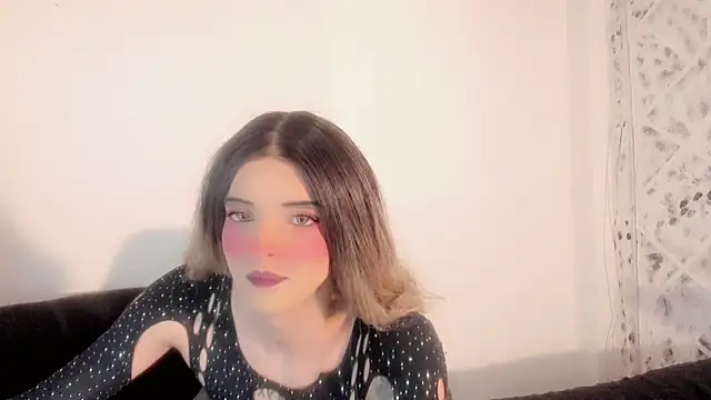 MIA HOT23CM S7S online show from 10.17.25