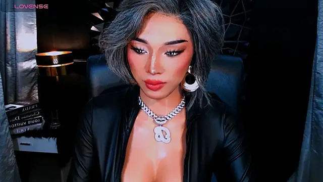 Snapshot of xUrGoddess_Bellax chatting on 09.27.25 xUrGoddess Bellax online show from 09.27.25