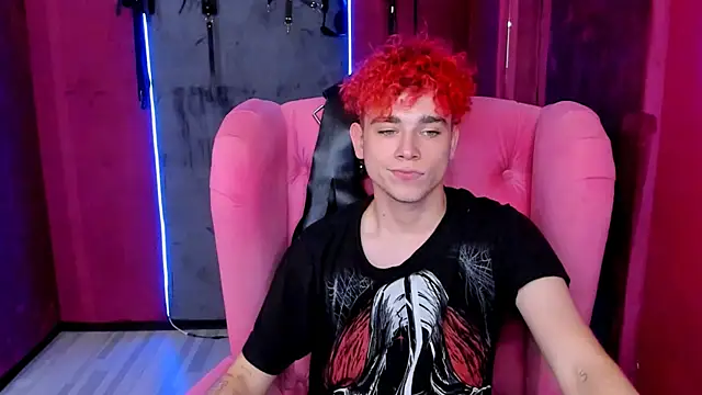 Snapshot of Blaiz_Vok chatting on 10.01.25 Blaiz Vok online show from 10.01.25