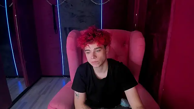 Snapshot of Blaiz_Vok chatting on 10.14.25 Blaiz Vok online show from 10.14.25