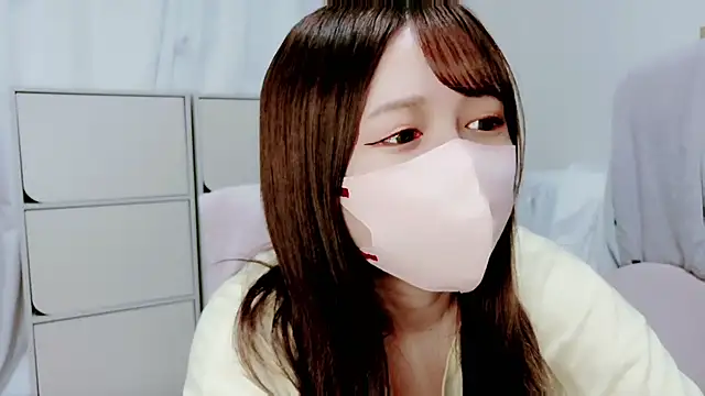 Snapshot of Hanachan_Gcup_ chatting on 09.19.25 Hanachan Gcup online show from 09.19.25