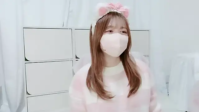 Snapshot of Hanachan_Gcup_ chatting on 10.30.25 Hanachan Gcup online show from 10.30.25