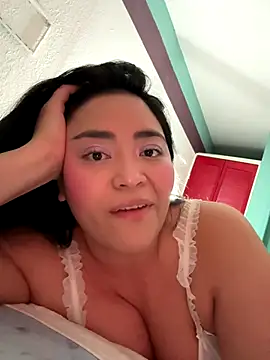 MyHoneyFrida online show from 10.07.25