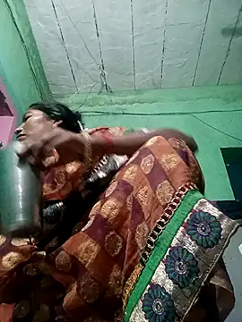 Snapshot of Jivika_Jaiswal chatting on 10.22.25 Jivika Jaiswal online show from 10.22.25