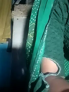 Snapshot of Hema4545 chatting on 10.30.25 Hema4545 online show from 10.30.25