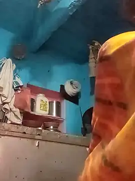 Snapshot of Hema4545 chatting on 11.06.25 Hema4545 online show from 11.06.25