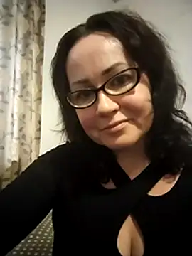 Charm Flower online show from 11.13.25