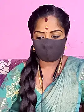 Snapshot of tamilammukuttyy chatting on 04.25.26 tamilammukuttyy online show from 04.25.26