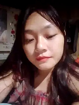 mai-xinh online show from 09.28.25