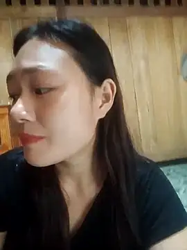 mai-xinh online show from 09.30.25