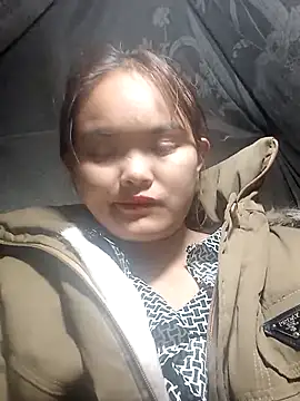 xinhxinhcute online show from 12.16.25