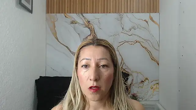 swetchrystal online show from 09.09.25