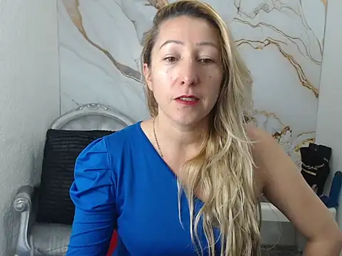 swetchrystal online show from 09.21.25