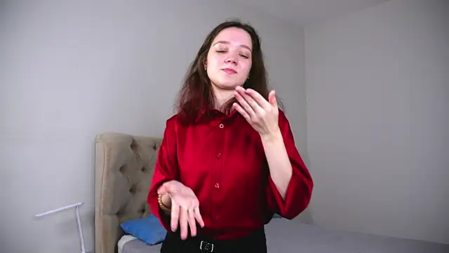 Snapshot of RolandaFolkes chatting on 10.05.25 RolandaFolkes online show from 10.05.25