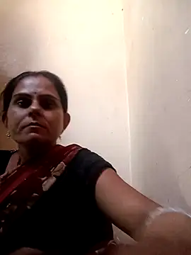 Snapshot of Hot_rachnasexy chatting on 05.13.26 Hot rachnasexy online show from 05.13.26